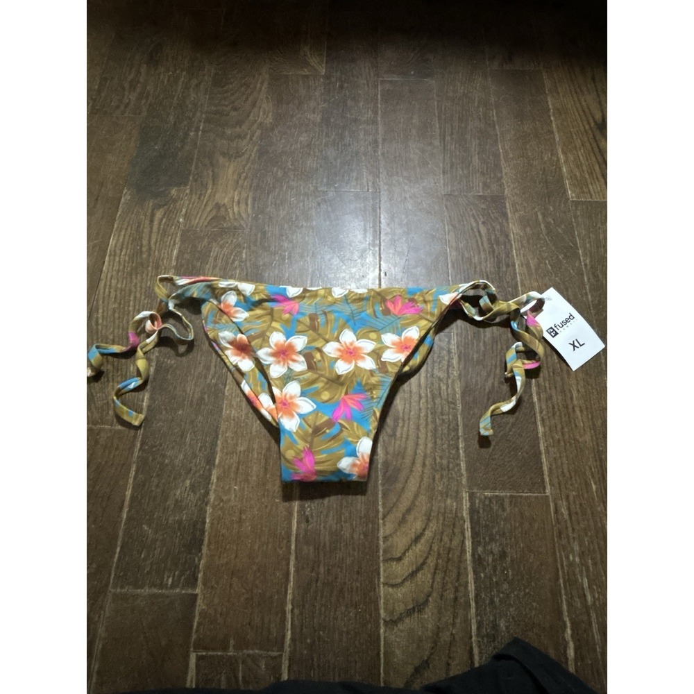 Fused Hawaii  Aloha Bottom Size XL NWT Hawaii My Home Floral Bikini Bottom